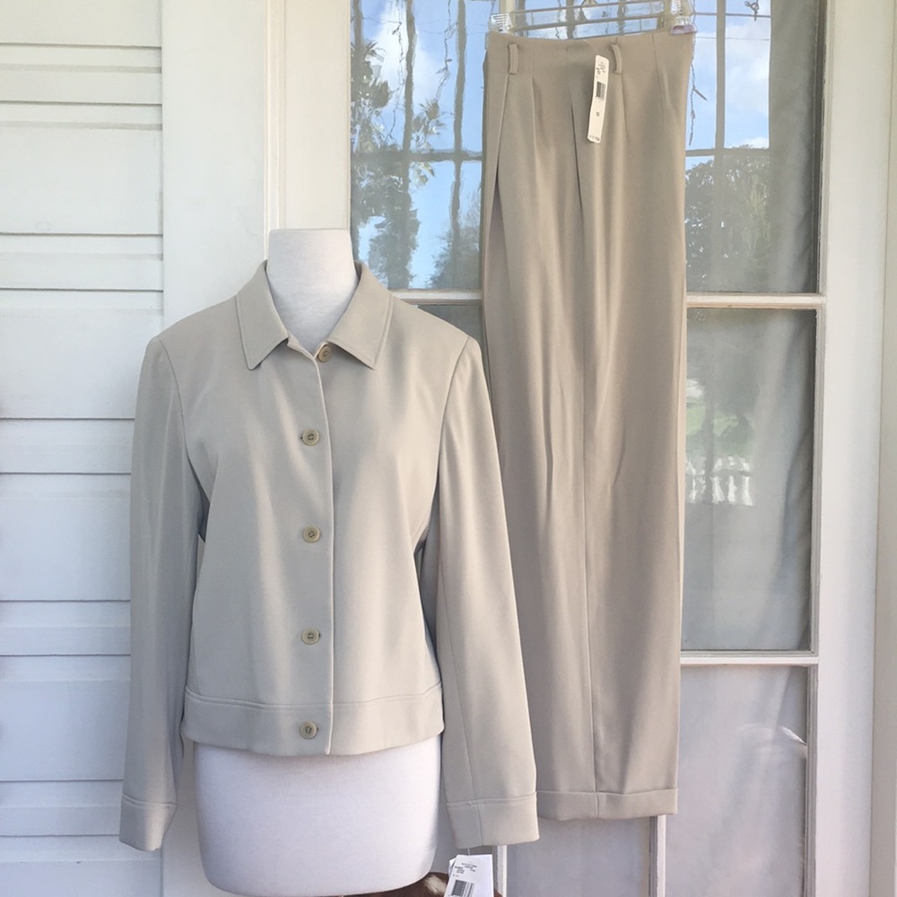 Jones of New York suit 10 bamboo NWT
